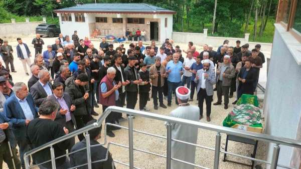 Ordu'da eşi tarafından öldürülen kadın toprağa verildi