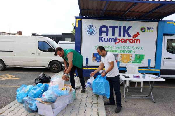 Selçuklu'da atıklar, ev ekonomisine katkı sağlıyor