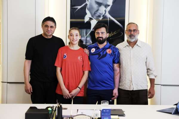 Aliağalı taekwondocu Merve Nisa Mızrak, Türkiye'yi temsil edecek