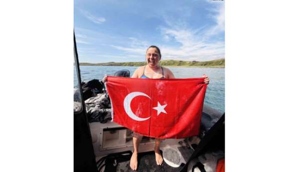 Melisa Uluarslan, Kuzey Kanalı'nı geçen 3. Türk kadın sporcu oldu