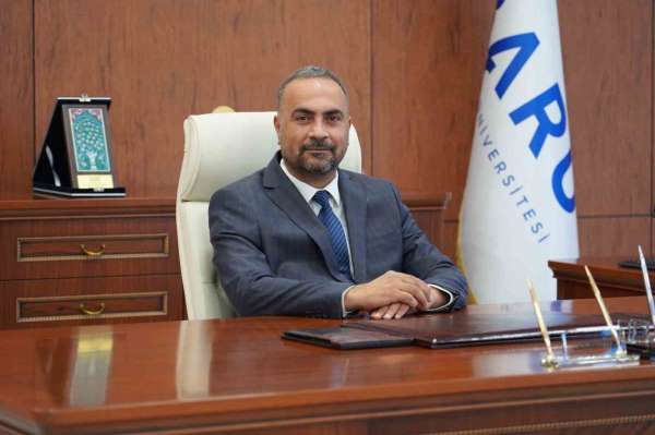 Rektör Akkaya'dan üniversite adaylarına tercih tavsiyesi
