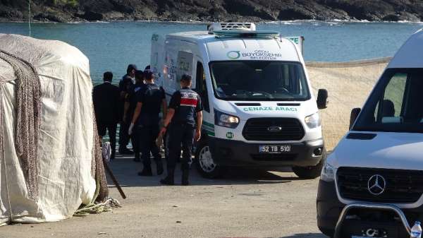 Denizde kaybolan fındık işçisinin cesedini balıkçılar buldu 