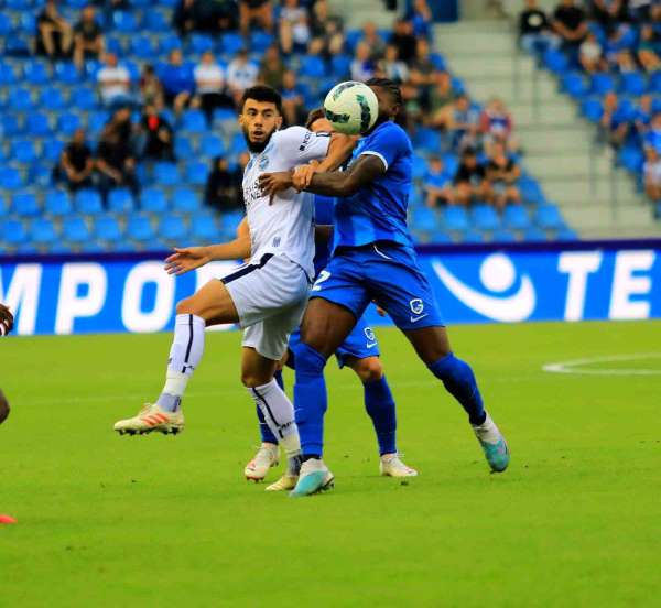 UEFA Avrupa Konferans Ligi: KRC Genk: 0 - Y. Adana Demirspor: 0