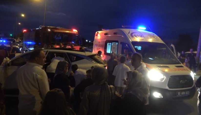 Samsun'da düğün konvoyunda kaza: Gelin hastaneye kaldırıldı