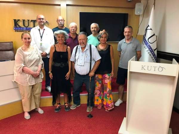 Turist rehbelerinin en büyük sıkıntısı kaçak turlar ve kaçak rehberler