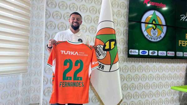 Alanyaspor, AEK forması giyen Paolo Fernandes'i kiralık olarak kadrosuna kattı