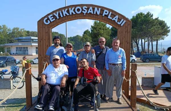 Bafra'da görme engellilerden geleneksel piknik buluşması