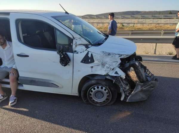 Bursa'da 5 araçlı zincirleme kaza: 1 yaralı
