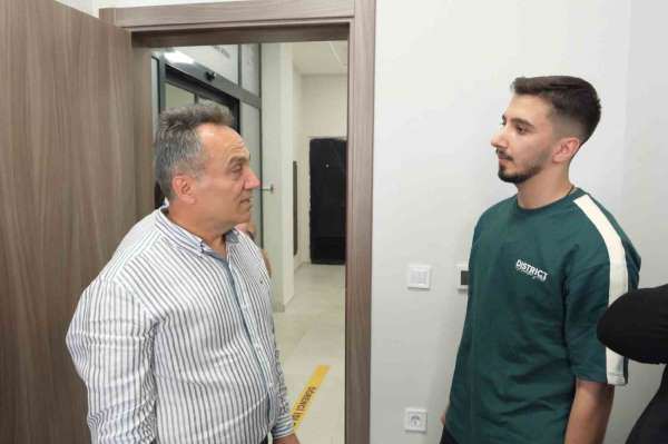 TOGÜ'de yeni dönem heyecanı başladı, Rektör Yılmaz öğrencileri ziyaret etti