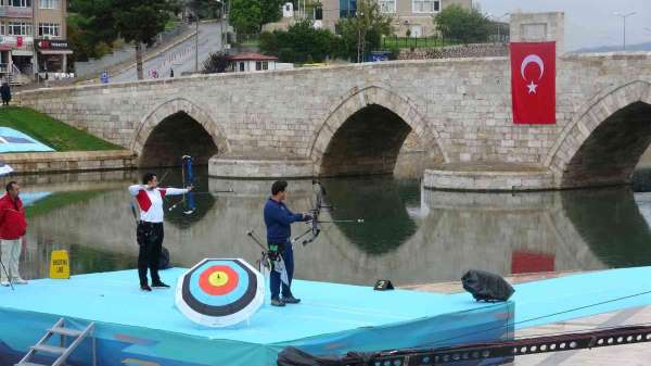 Okçuluk Türkiye Şampiyonası Tokat'ta başladı