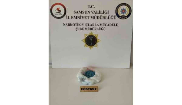 Samsun'da 526 adet ecstasy hap ele geçirildi