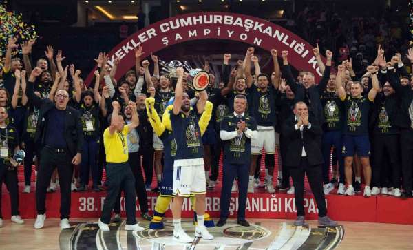 38. Erkekler Cumhurbaşkanlığı Kupası'nda ödüller verildi
