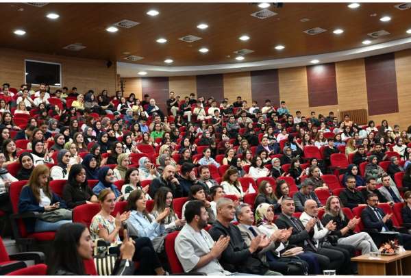 Kastamonu Üniversitesi'nde oryantasyon programı devam ediyor