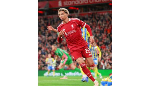 Liverpool, rotasyonlu kadroyla Lig Kupası'nda tur atladı