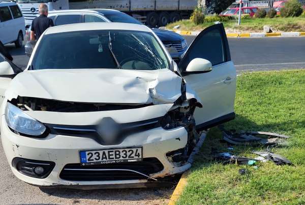 Elazığ'da trafik kazası: 1 yaralı