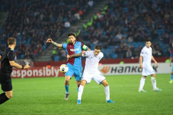 UEFA Avrupa Ligi: Trabzonspor: 0 - FC Krasnodar: 0 (İlk yarı) 