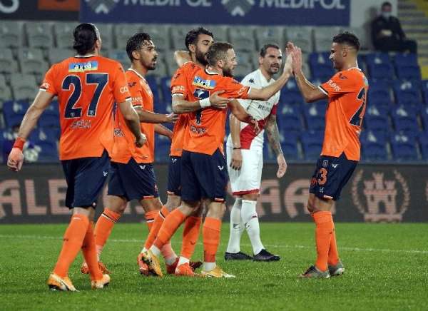 Başakşehir'den bu sezon ilk kez iki galibiyet