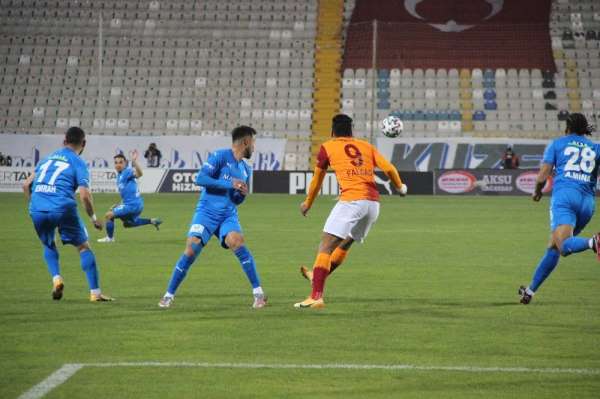 Süper Lig: BB Erzurumspor: 0 - Galatasaray: 1 (Maç devam ediyor) 