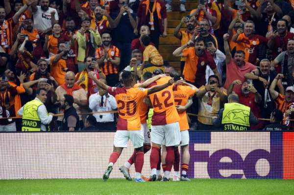 UEFA Şampiyonlar Ligi: Galatasaray: 1 - Bayern Münih: 1