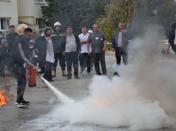 Amasya'da hastanedeki tatbikat gerçeğini aratmadı