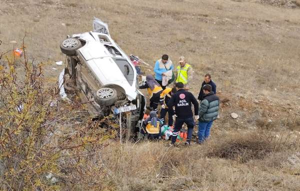 Refahiye'de trafik kazası: 4 yaralı