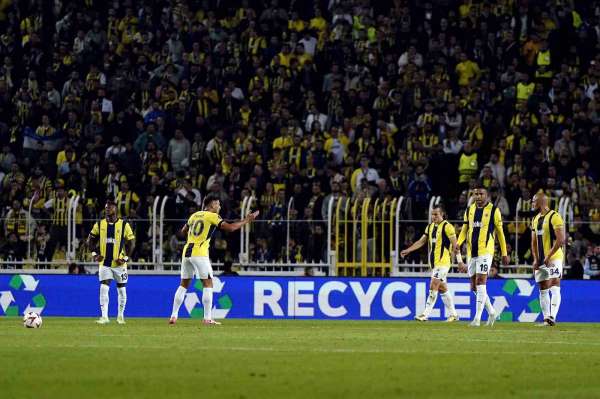 UEFA Avrupa Ligi: Fenerbahçe: 0 - Manchester United: 1