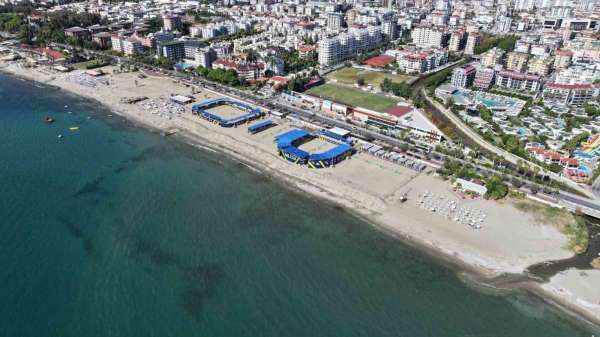 Alanya Belediyesi'nden ücretsiz plaj voleybolu etkinliği ve halk turnuvası