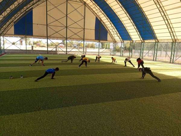 Korkut'ta atletizm antrenmanları sürüyor