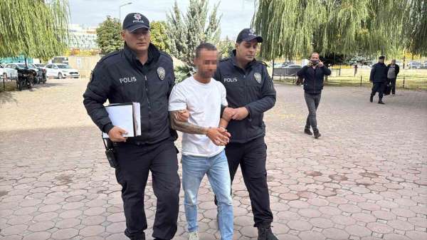 Şehit babasına hakaret eden otobüs şoföründen gazetecilere: 'Şuradan da çek'