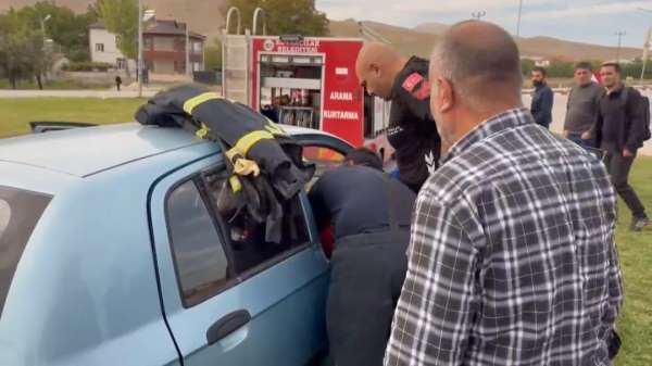 Elazığ'da trafik kazası: 2 yaralı