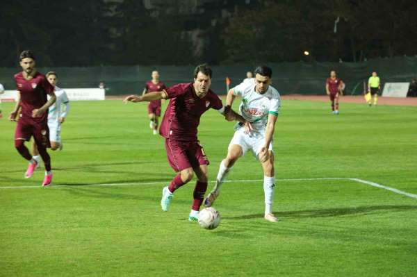 TFF 2. Lig: Isparta 32 Spor: 3 - Elazığspor: 4