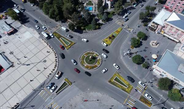 Erzincan'da trafiğe kayıtlı araç sayısı ekim ayı sonu itibarıyla 64 bin 662 oldu - Erzincan haber