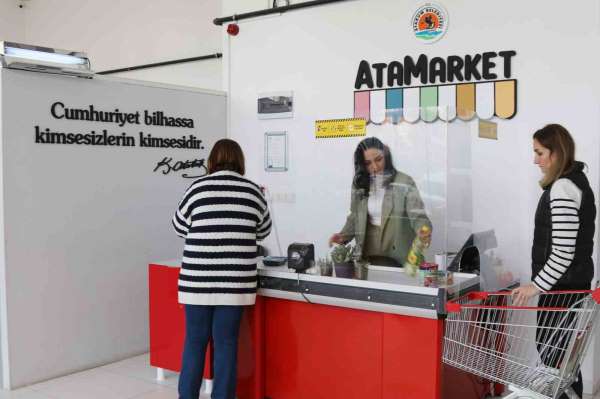 Karadeniz'in ilki AtaMarket Gıda Bankası'nda dayanışma sürüyor