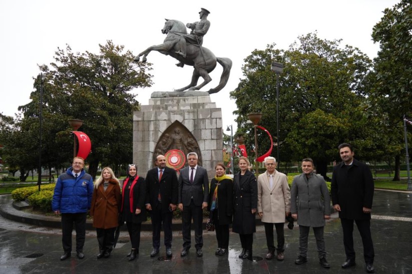 Samsun'da Öğretmenler Günü törenle kutlandı