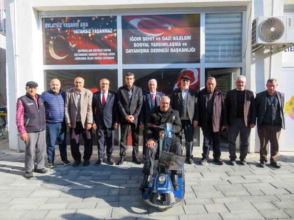 Emniyet Müdürü Erden Sakarya'dan, Iğdır Şehit ve Gazi Aileleri Sosyal Yardımlaşma ve Dayanışma Derneğine ziyar