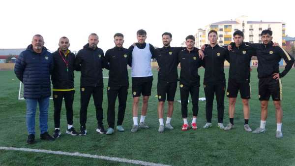 Ağrı 1970 Spor'da büyük kriz: 17 futbolcuya ceza, kadro 7 oyuncuya düştü