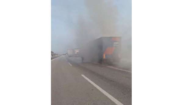 Tokat'ta tır sürücüsünün hızlı müdahalesi muhtemel faciayı önledi