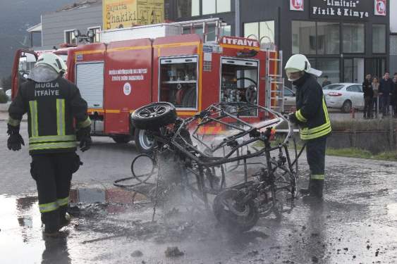 Elektrikli araç patladı