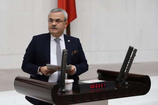 Milletvekili Ünal'dan Karabükspor çıkışı: 'Güven telkin etmeyen kulüp yönetimi v