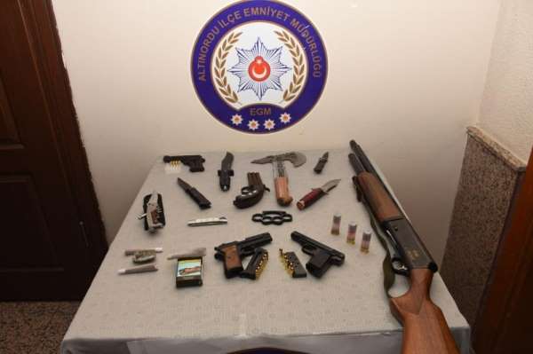 Ordu'da kumar oynanan barakadan cephanelik çıktı, 16 kişiye 50 bin 400 TL ceza k