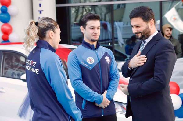 Başkan Öztekin'den milli sporculara büyük jest