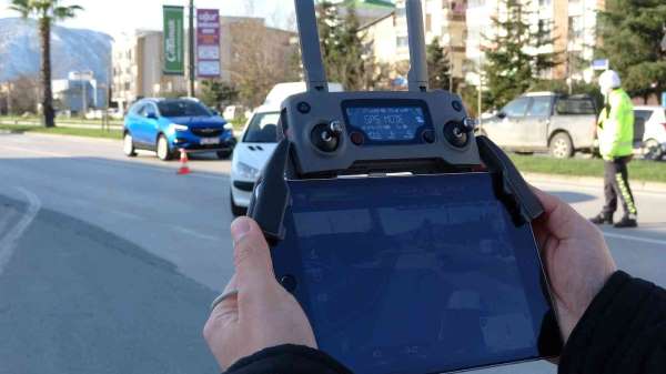 Karadeniz Sahil Yolu'nda 'drone' destekli trafik denetimi