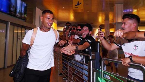 Beşiktaş Avusturya'ya ulaştı 