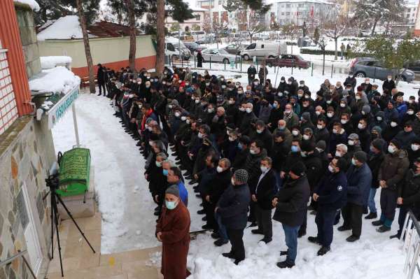Amasya'da kar nedeniyle yaylada 3 gün mahsur kalan vatandaş ölü bulundu