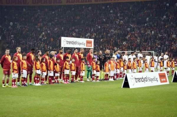 Trendyol Süper Lig: Galatasaray: 0 - İstanbulspor: 0
