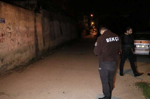 Adana'da silahlı saldırıya uğrayan bekçi yaralandı 
