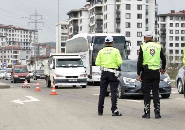 Ordu'da bir haftada 17 binden fazla araç ve sürücüsü denetlendi