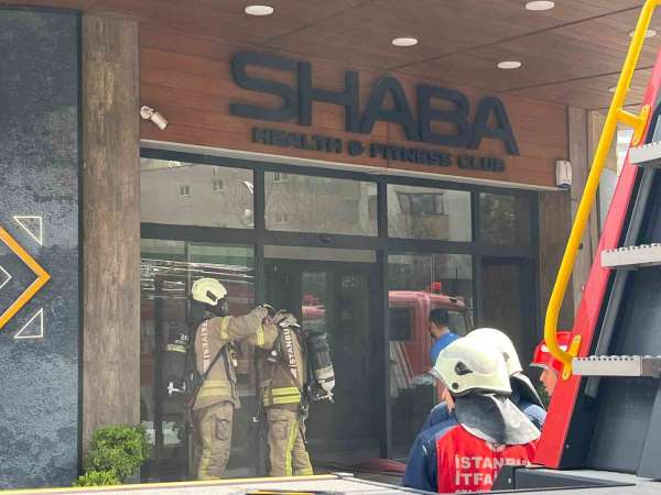 Üsküdar'da spor salonunda yangın paniği: 1 kişi dumandan etkilendi