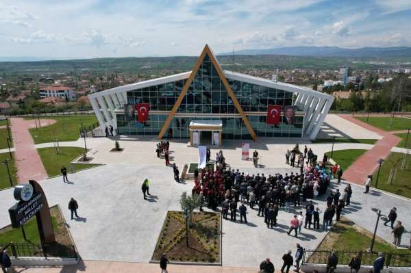 Amasya'da iki kütüphane ve caminin açılışı yapıldı