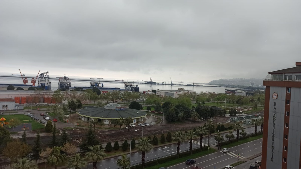 Samsun'a yaz gelmiyor!